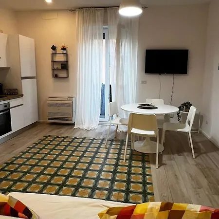 The House Bari